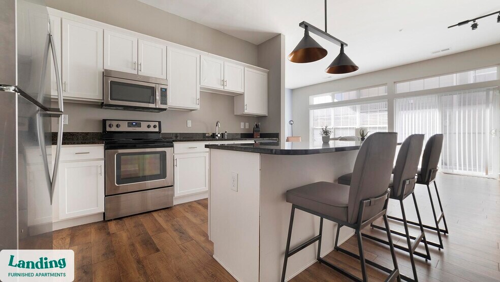 Building Photo - 41 E 9th Ave