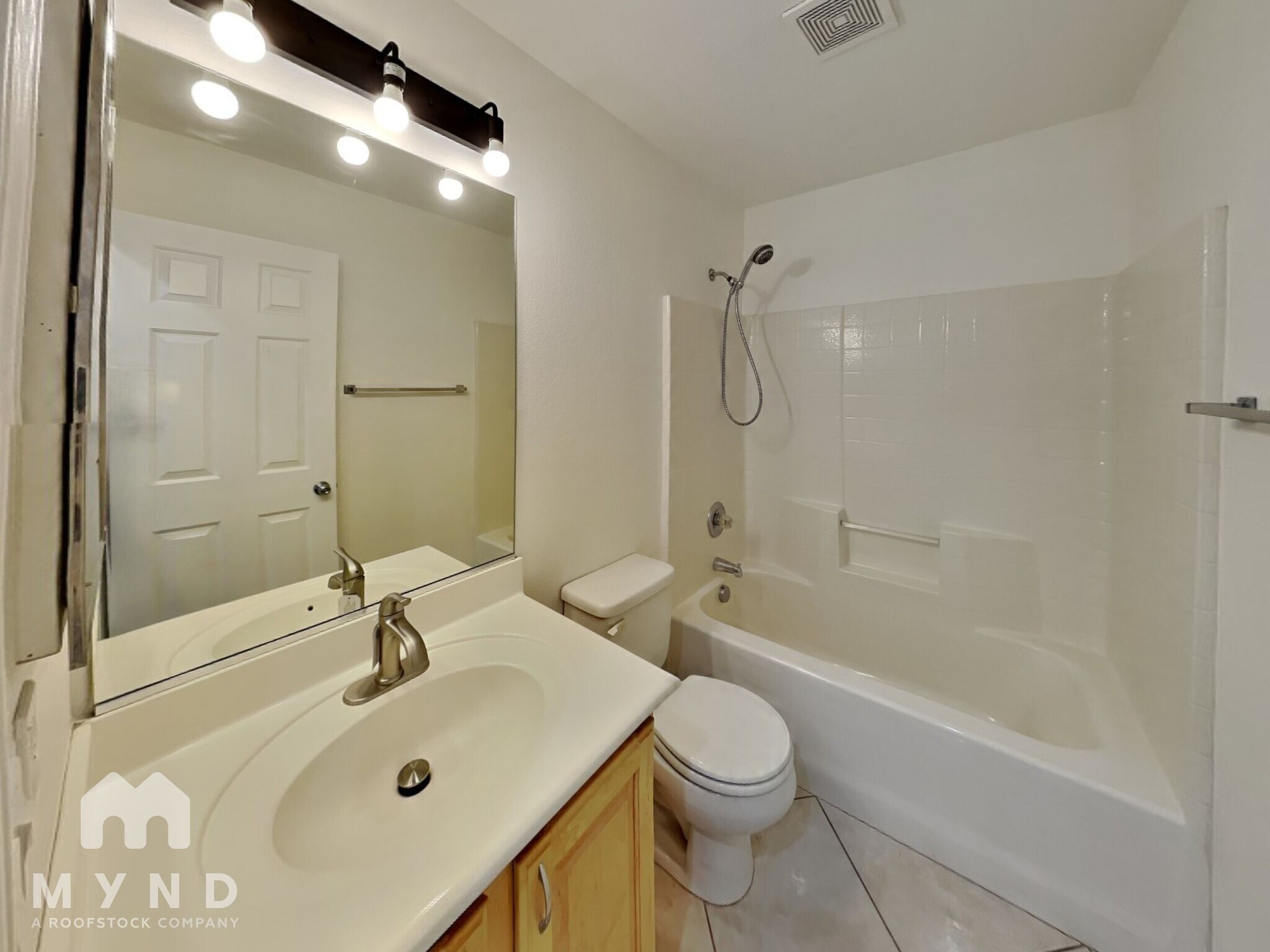 Building Photo - 9322 Boulder Opal Ave