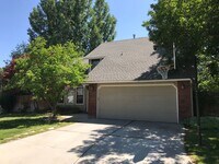 Building Photo - 4271 N Pennfield Pl