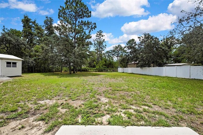 Building Photo - 12320 Papercraft Ave