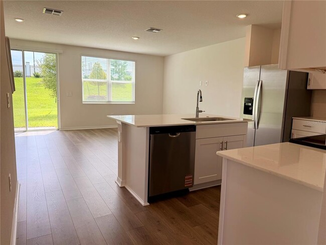 Building Photo - 709 Spartina St