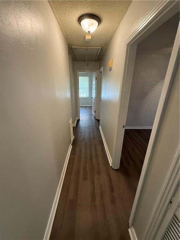 Building Photo - 1308 Charmaine Cir E