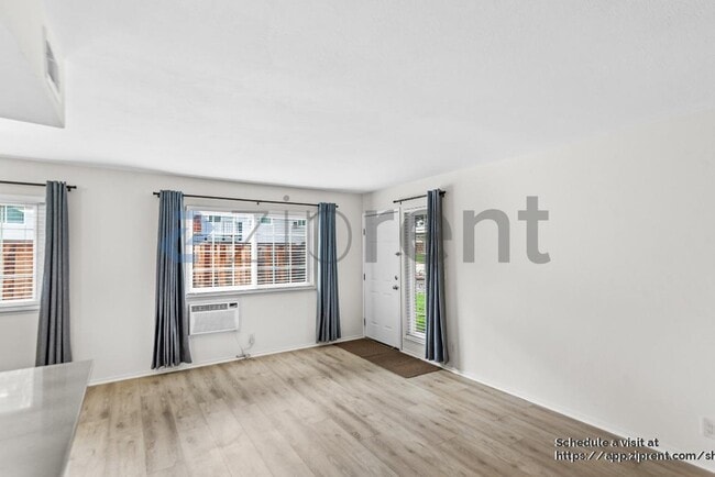 Building Photo - 5730 Allen Ave