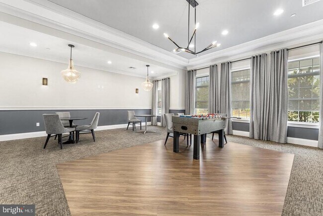 Building Photo - 4646 Derby Ct