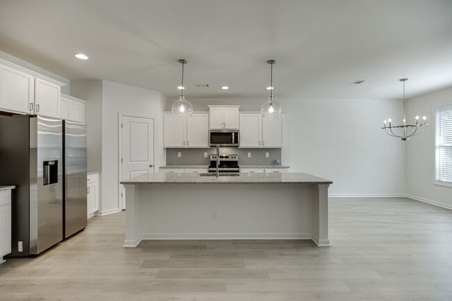 Building Photo - 230 Dragon Dr