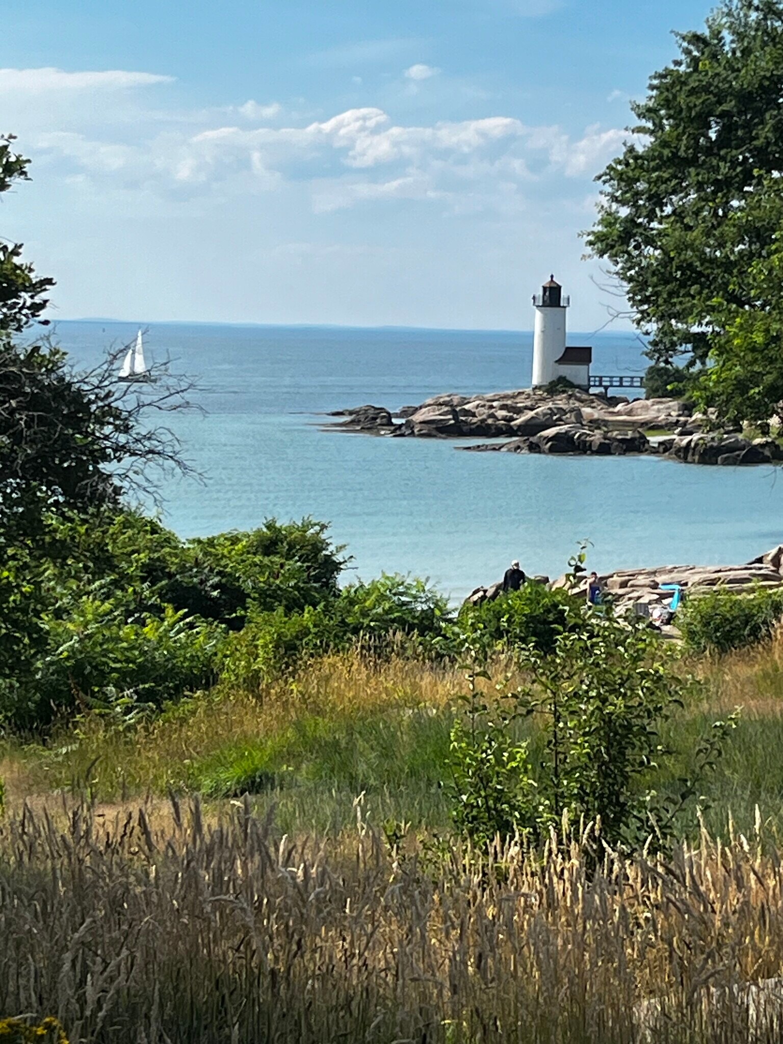 Lighthouse Beach pass included in rental - 5 Revere St
