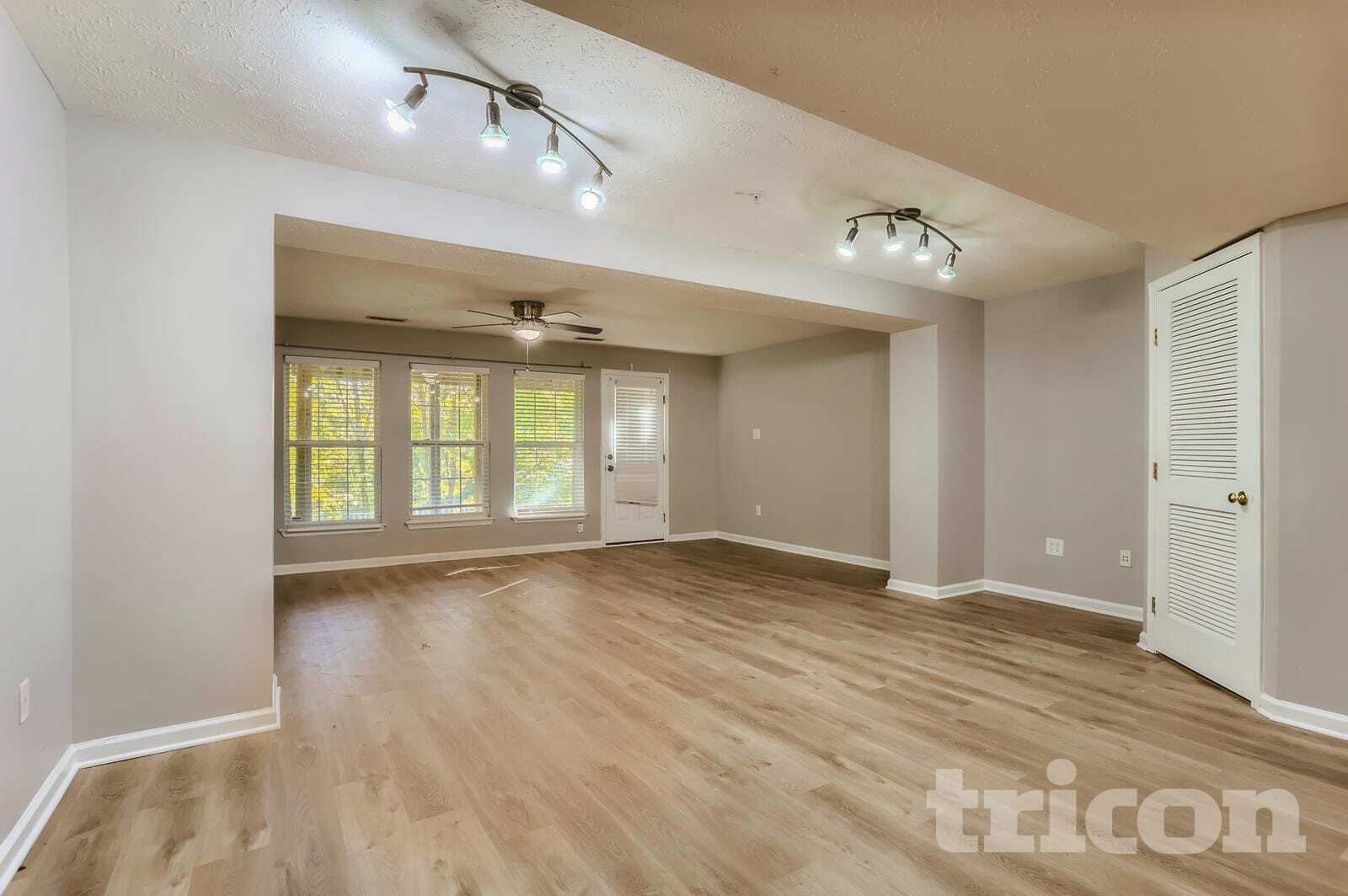 Building Photo - 5143 Spring Willow Ct