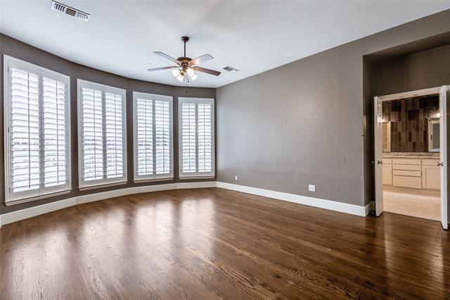 Building Photo - 840 High Willow Dr