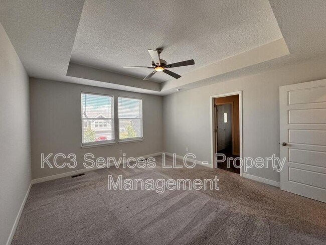 Building Photo - 3716 SW Maryville Pl