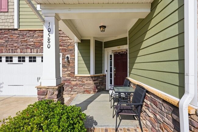 Building Photo - 10580 Skipping Rock Ln NW