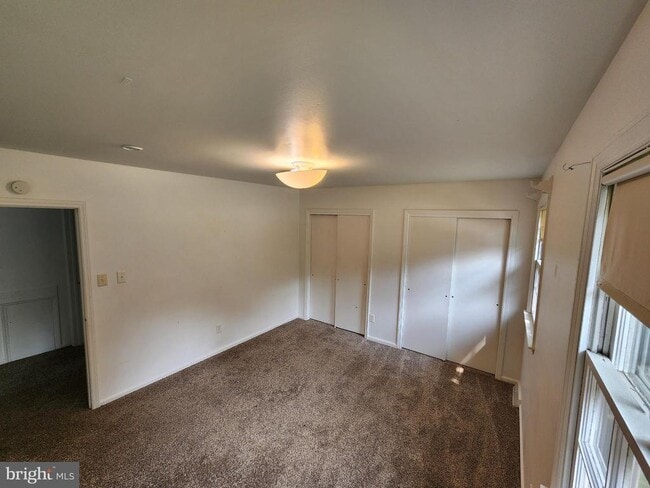 Building Photo - 32 Scioto Ct