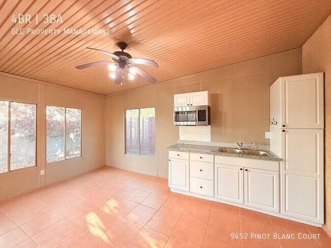 Building Photo - 9452 Pinot Blanc Ct