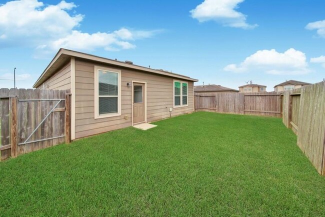 Building Photo - 2722 Skyview Silver Dr