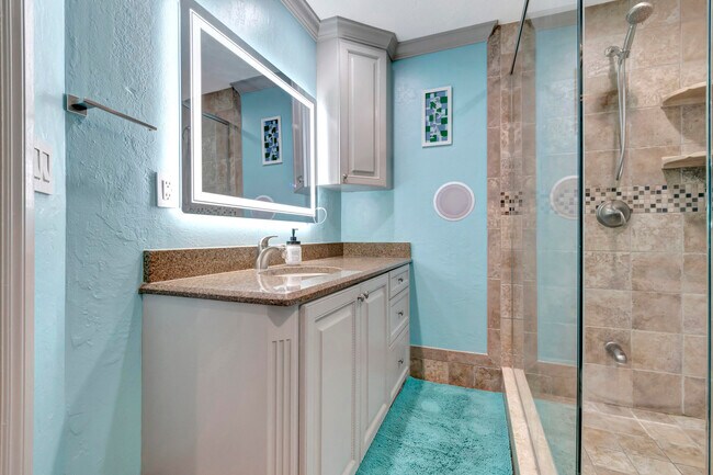 Building Photo - 310 Gulfstream Dr