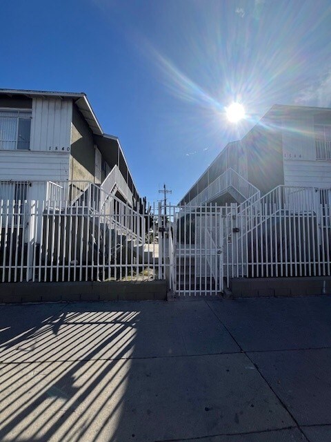 Building Photo - 1540 & 1544 W. Florence Avenue