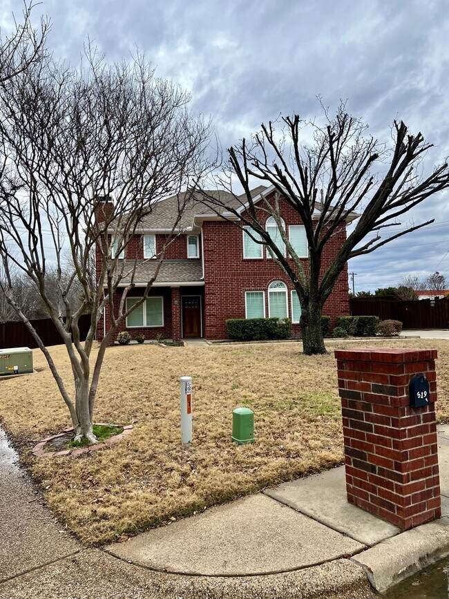 Building Photo - 519 Cellars Ct
