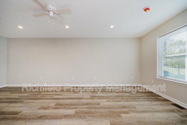 Building Photo - 7266 W Reformatory Rd