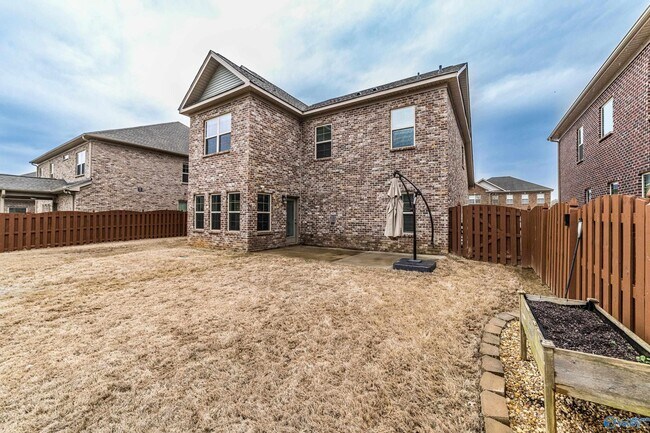 Building Photo - 15036 Lakeside Trail SW