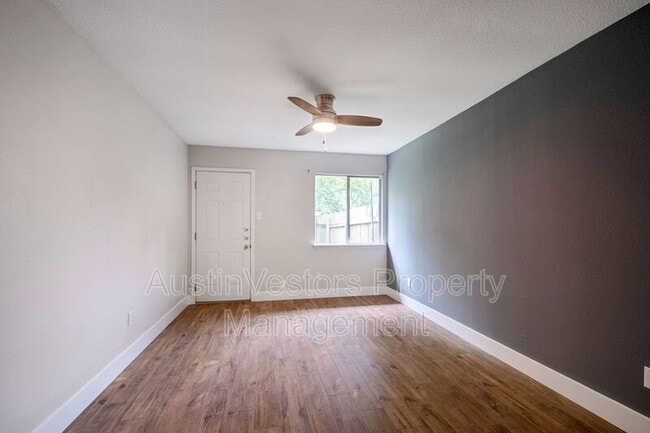 Building Photo - 8900 Pocono Cove