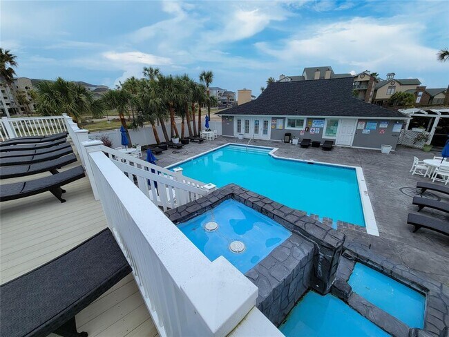 Building Photo - 3506 Cove View Blvd