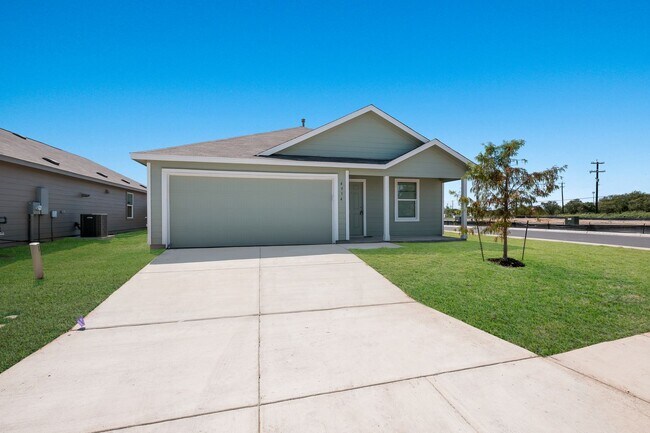 Building Photo - 4934 Legacy Trl