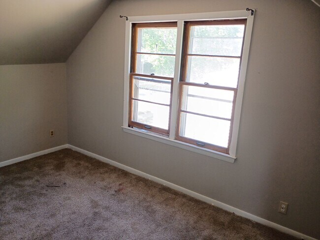 Building Photo - 8120 W Herbert Ave