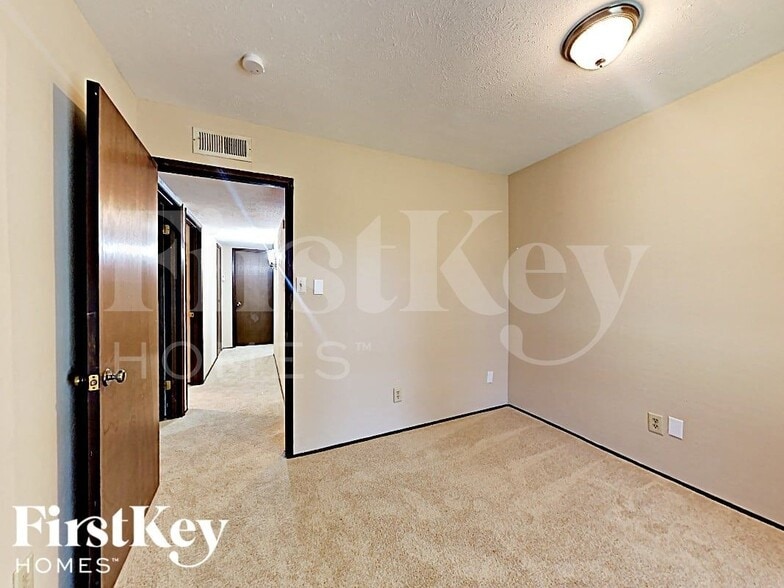 Building Photo - 3409 Ardis Dr
