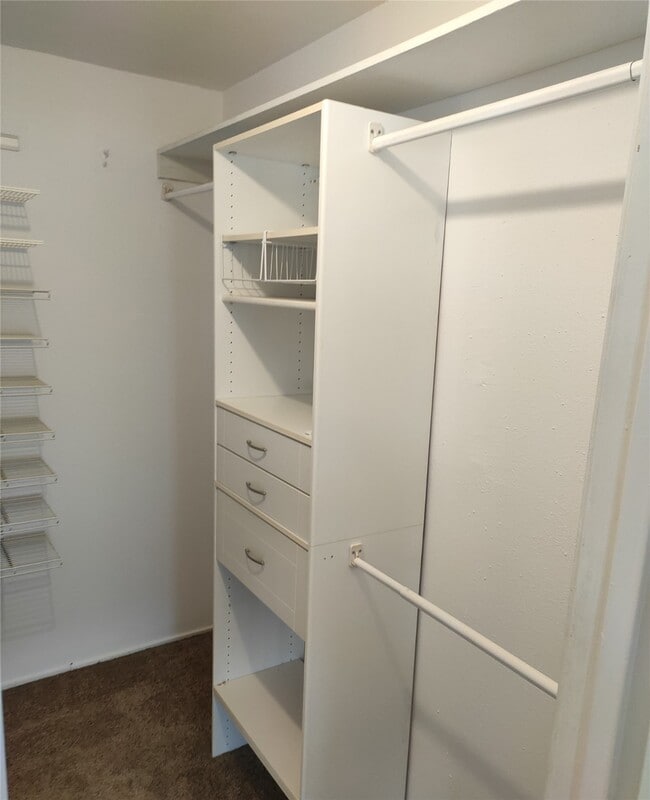 Building Photo - 3131 Southwest Fwy