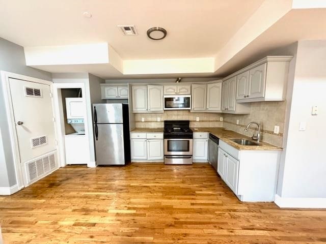 Building Photo - 4 Jordan Ave