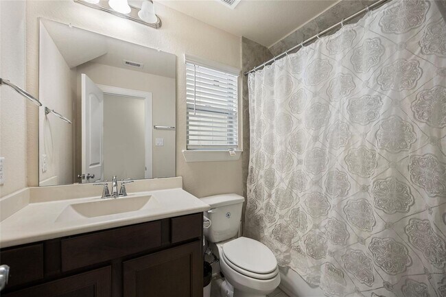 Building Photo - 1506 Brayson Oaks Pl