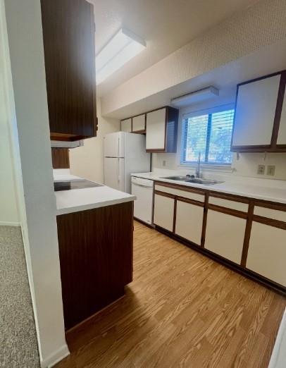 Building Photo - 728 W San Antonio St