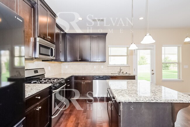 Building Photo - The Lifestyle You Deserve.