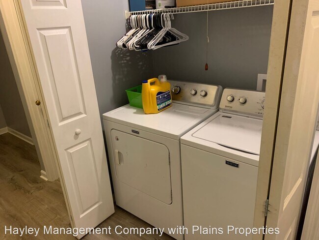 Building Photo - 3 br, 2 bath House - 1181 Northlake Drive