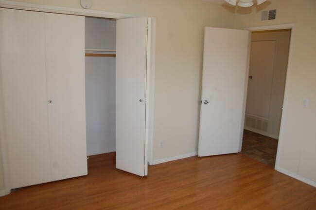 Building Photo - Large Home Near Magnolia Shopping Center