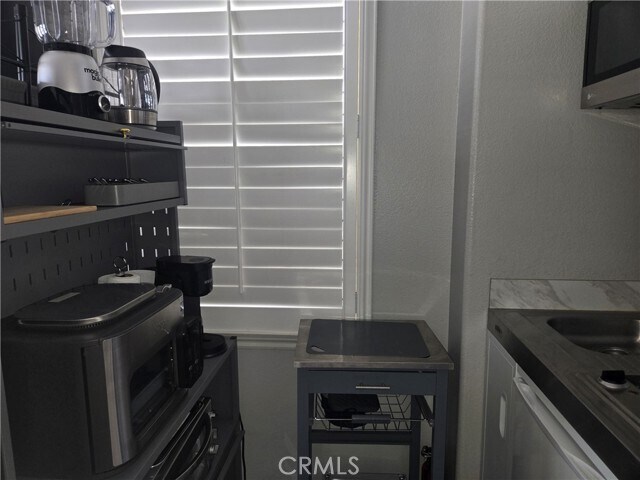 Building Photo - 8418 Lourenco Ln