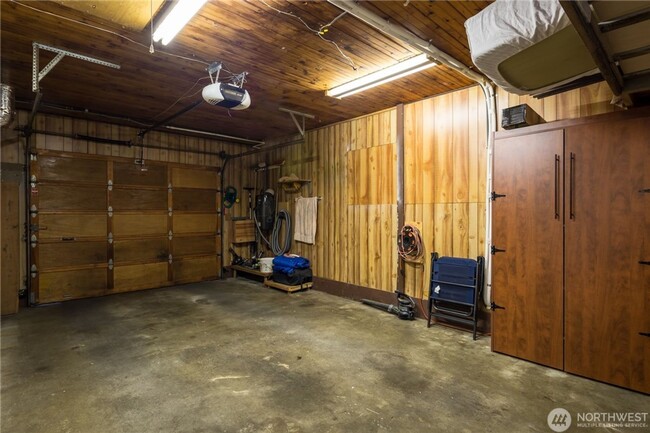 Building Photo - 2bd/.75ba Arlington Home
