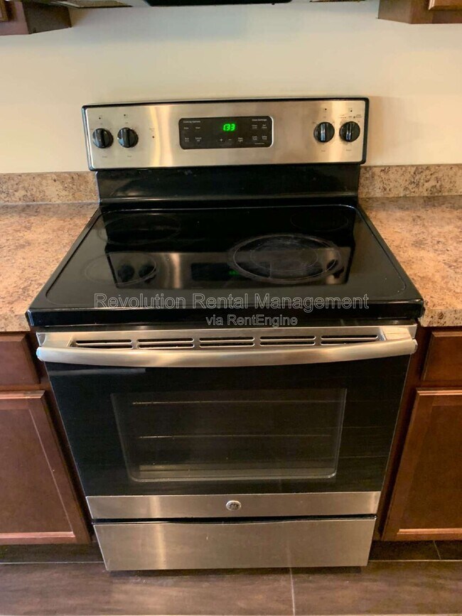 Building Photo - 1277 Image X-ing