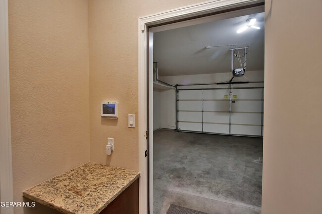 Building Photo - 6716 Red Canyon Sage Ln