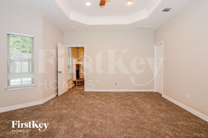 Building Photo - 12054 Mustang Ave