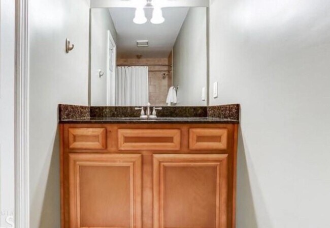 Building Photo - 1468 Briarwood Rd NE