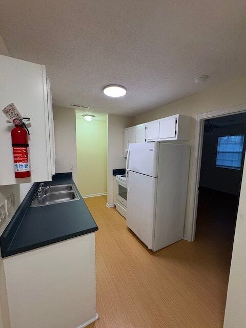 Building Photo - 2004 Tower Pl