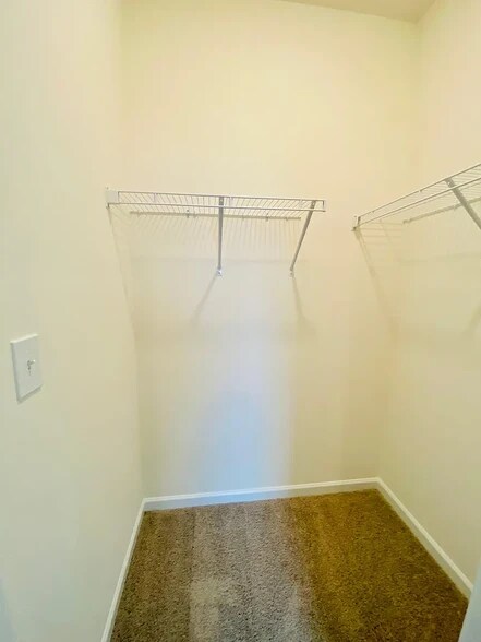 Building Photo - 9241 Harwen Ln