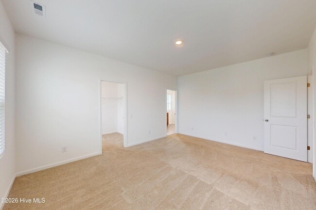 Building Photo - 154 Caulfield Rd