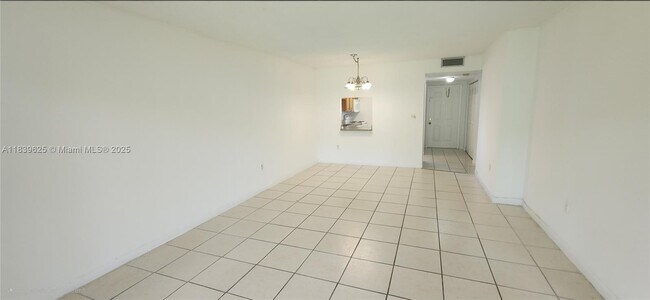 Building Photo - 7321 NW 85th St