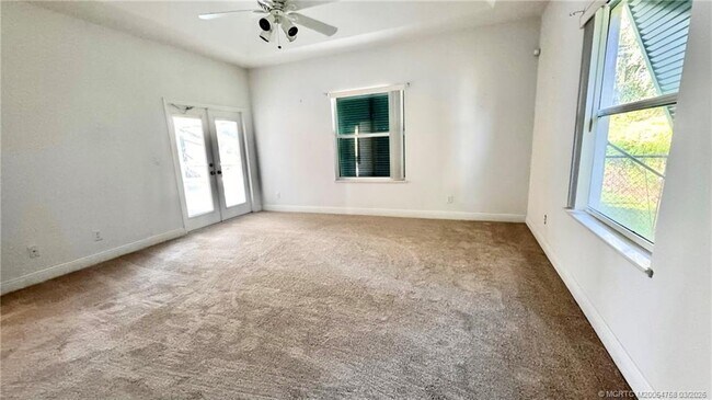 Building Photo - 510 SW South Carolina Dr