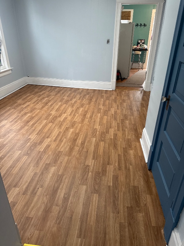 Building Photo - 547a E Dover St