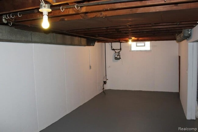 Building Photo - 18620 Dalby