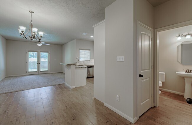 Building Photo - 12960 Orion Ct E