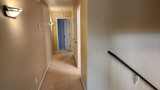 Building Photo - 3 Bedroom + Office Home in the Vineyards Community Near W Germann Rd and S Dobson Rd!