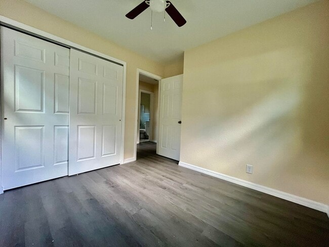 Building Photo - Charming 3 Bed 1 Bath Plant City!!